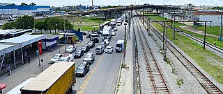 Ferrovia divide cidade e traz as características dos lados Sul e Norte