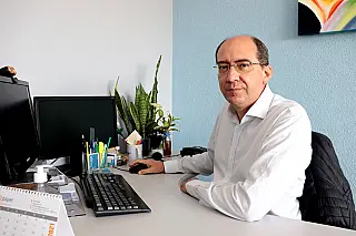 Suzano participa de palestra internacional sobre relação entre escola e família