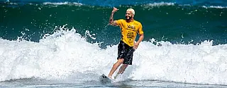 Itálo Ferreira, Filipinho e Gabriel Medina têm chances reais de conquistar título mundial de Surfe a partir deste domingo