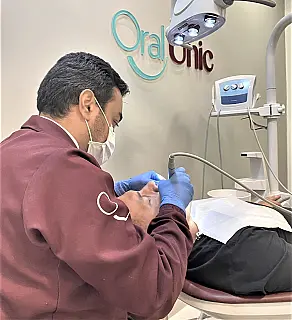 Custo de implante dentário está entre assuntos mais buscados no Google em 2021