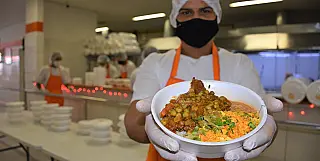 Bom Prato de Suzano oferece cardápio especial de Dia das Mães nesta sexta-feira