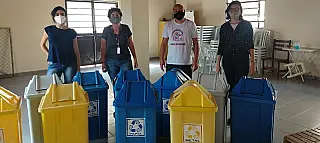 Residencial Nova América I recebe doação de coletores para reciclagem