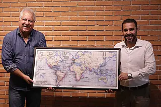 Mapa 'The Age of Discovery' é doado para a Secretaria de Cultura de Suzano