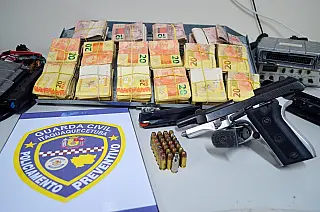GCM de Itaquá apreende pistola, 36 munições e R$ 27,5 mil no Jardim Odete