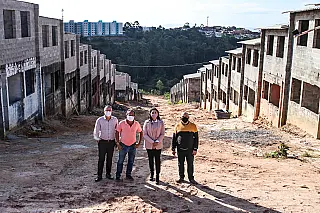 Obras das casas da Vila São Paulo em Ferraz seguem em ritmo acelerado