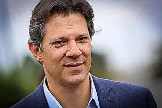 Haddad vota em São Paulo