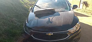 Suspeita esquece RG dentro de carro roubado, Polícia Militar faz buscas e prende quadrilha