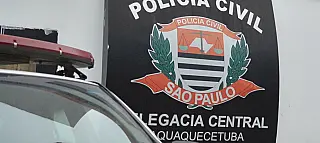 Suspeito é baleado após tentar atropelar um policial à paisana e a filha