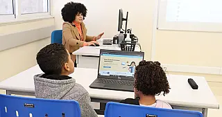 Em parceria, Educação e Sesi promovem novas turmas do curso de robótica