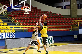 Mogi Basquete enfrenta o Bauru nesta sexta pelo Campeonato Paulista
