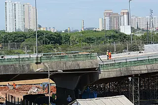 Após 4 meses, viaduto da Marginal Pinheiros é liberado ao tráfego