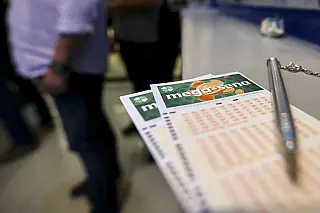 Mega-Sena acumula e pode pagar R$ 52 milhões neste sábado