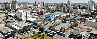 Novo decreto flexibiliza abertura de comércios e recomenda uso de máscaras