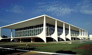 Confira a agenda dos candidatos à Presidência nesta segunda-feira (10)