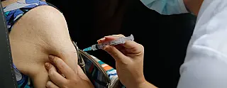 Anvisa aprova registro de vacina e de medicamento contra Covid-19