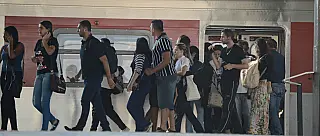 Moradores da região levam cerca de 1 hora no transporte público