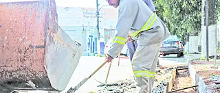 Rua Baruel começa a passar por manutenção asfáltica em Suzano