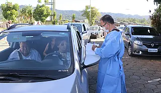 Mogi terá drive-thru de vacinação contra Covid-19 neste sábado e domingo