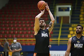 Na briga pelo G8, Mogi Basquete encara o Pato Basquete nesta quarta pelo NBB