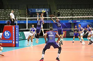 Suzano Vôlei conquista vitória em estreia na Superliga C