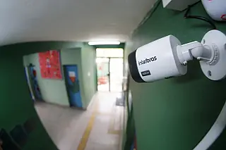 Suzano conclui instalação de 870 câmeras em 74 escolas municipais