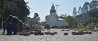 Falta de rede de esgoto provoca atraso na revitalização do Baruel