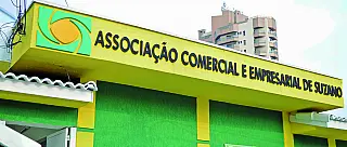 Inadimplência cai 20,9% com 8.267 devedores no comércio