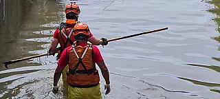 Bombeiros localizam corpo de jovem desaparecido dentro de córrego