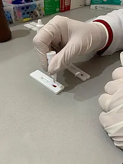 Postos de Saúde de Ferraz intensificam testes de Hepatites no Julho Amarelo