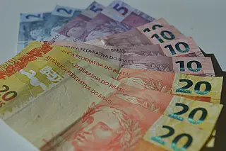 Inflação na saída das fábricas é de 0,43%, diz IBGE