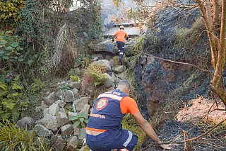 Defesa Civil de Itaquá combate incêndios em áreas de vegetação natural