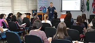 Parceria leva aula sobre fluxo de caixa a alunas do curso ‘Mulheres com Propósito’