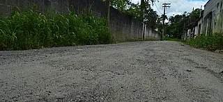 Situação de rua e córrego preocupa Chácaras Virgínia