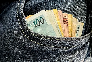 Queda da economia chega a 2,8% este ano, dizem instituições financeiras