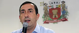 Prefeito de Mogi está internado na UTI por crise no pâncreas