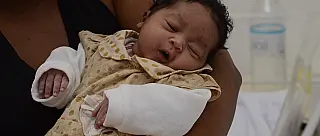 Em Suzano, primeiro bebê de 2019 nasce às 15h47 na Santa Casa