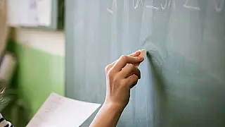 Educação solicita prorrogação do contrato de mais de 20 mil temporários