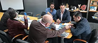 Ashiuchi reforça cobrança à Sabesp para fechar poços de obra na SP-66 até dezembro