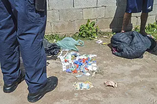 GCM de Itaquá prende suspeito por tráfico de drogas no Marengo