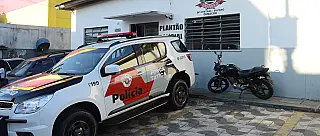 Bandidos atiram e ferem duas pessoas no Monte Cristo; polícia busca câmeras