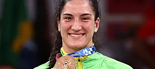 Mayra Aguiar conquista bronze no judô na Olimpíada de Tóquio