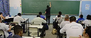 Educação de Jovens e Adultos tem 1,1 mil estudantes inscritos na região
