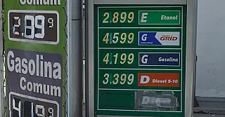 Preço do etanol aumenta e da gasolina se mantém