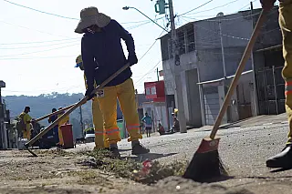 Mutirão leva serviços de zeladoria à região do Jardim São José