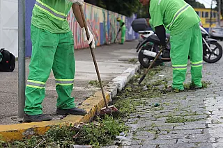 Mutirão de zeladoria inicia atividades no Jardim Imperador