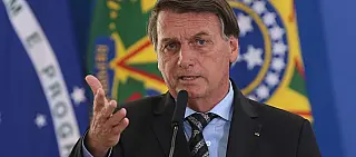 Bolsonaro pede união a governadores na luta contra a Covid-19