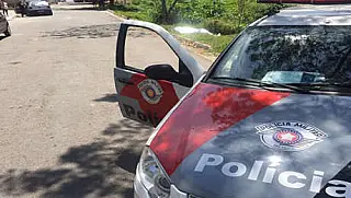 Enteado confessa assassinato de gráfico, revela polícia
