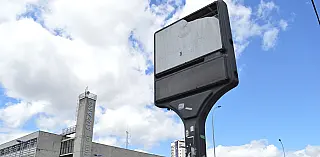 Prefeitura busca parceria com a iniciativa privada para revitalizar relógio destruído em frente ao Paço Municipal