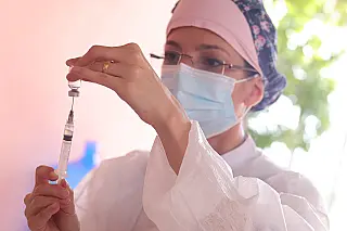 Idosos de instituições de longa permanência vão receber 2ª dose