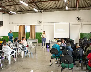 Projeto de combate ao bullying é promovido nas escolas municipais em Ferraz